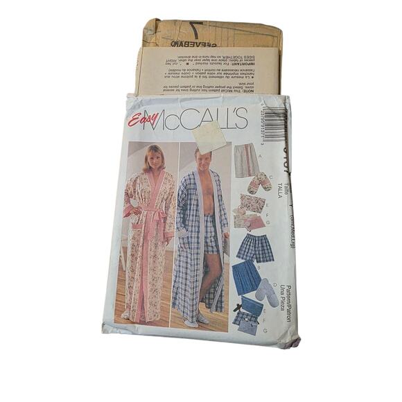 McCalls Pattern 9137 Unisex Misses Mens Robe & Accessories S,M,L Uncut - Picture 3 of 3